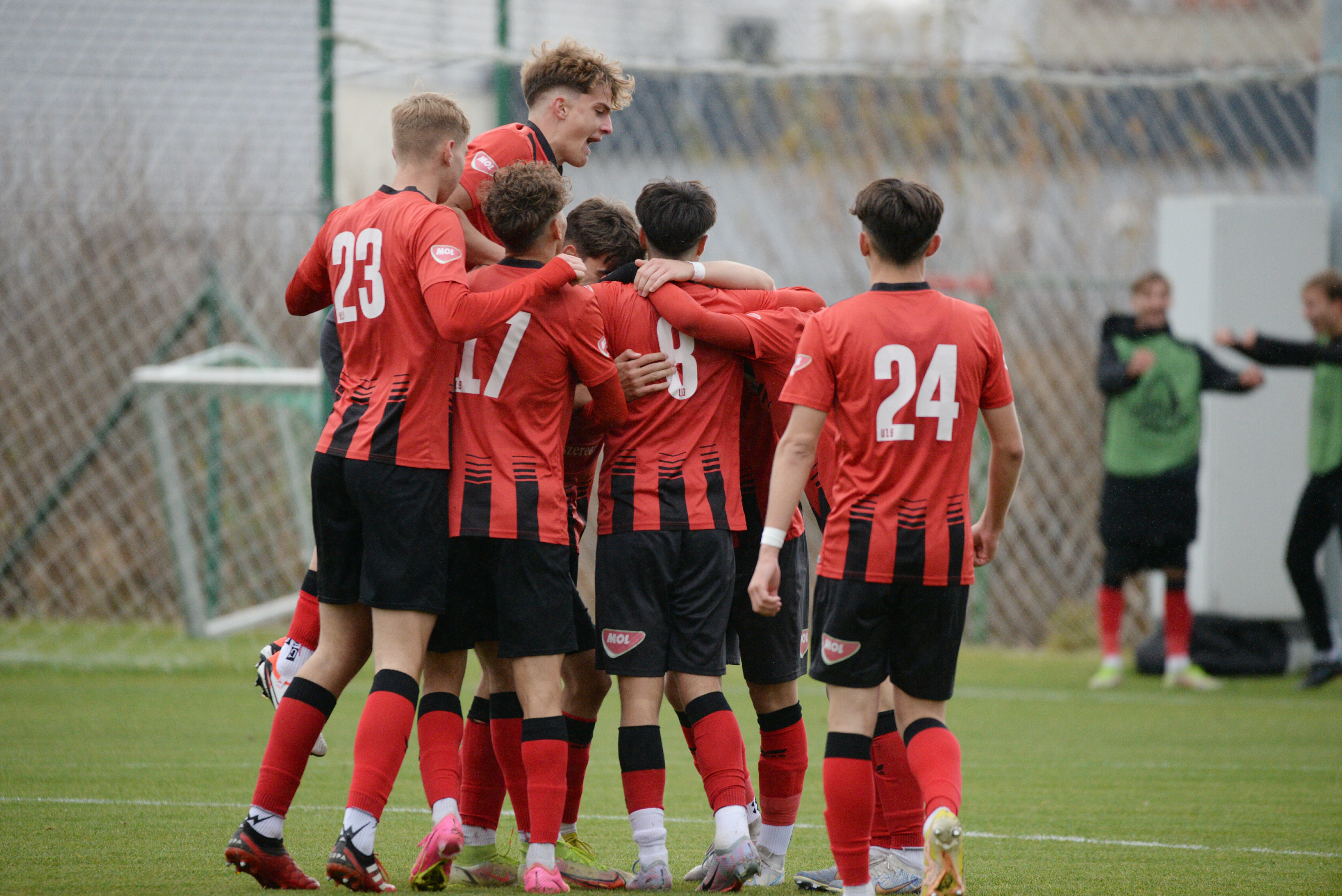 Ifiliga U18 | Zsebben a második play-off győzelem