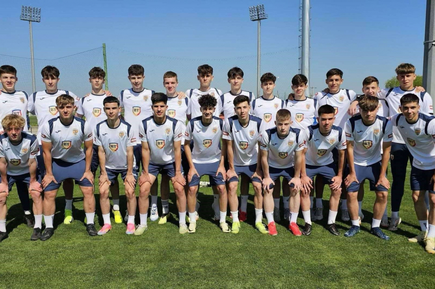 Románia U15-ös keretében szerepelt Jánosi Zsolt