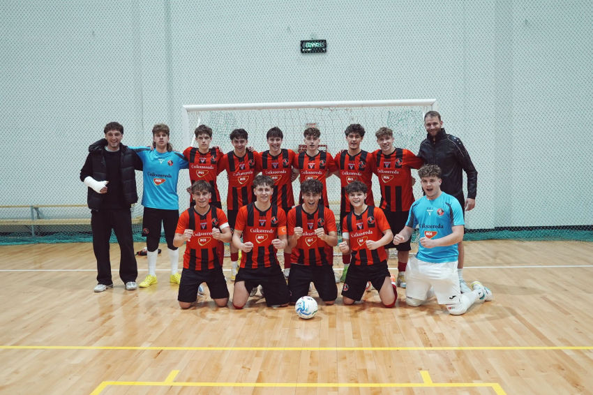 Futsal | Tíz góllal ünnepeltük a sportág visszatérését az Erőss Zsolt Arénába