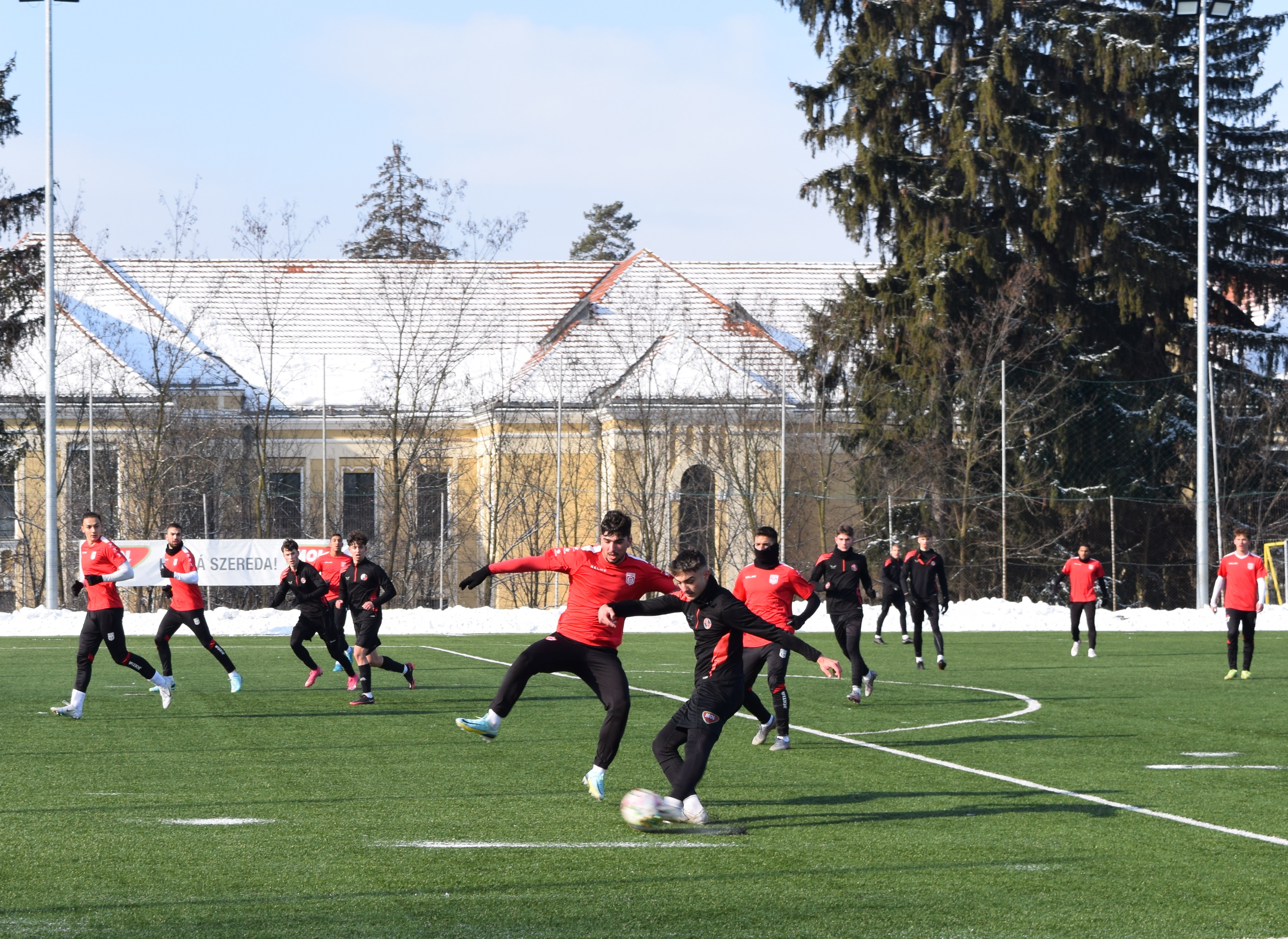 Felkészülés | Egy-egy félidő a CS Dinamo ellen